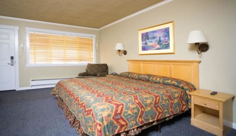 Surf Motel And Gardens Fort Bragg Exterior photo
